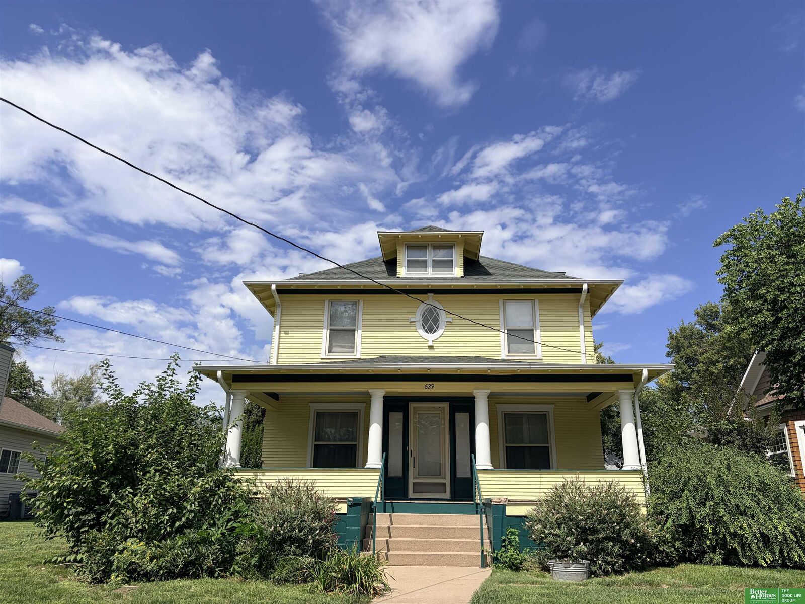 Property Photo:  629 E 7th Street  NE 68467 