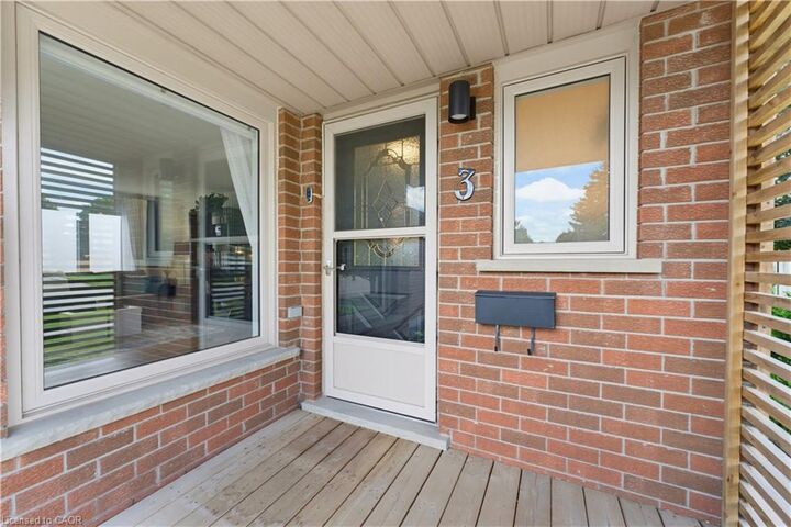 Property Photo:  3 Alona Avenue  ON N3C 3Y5 
