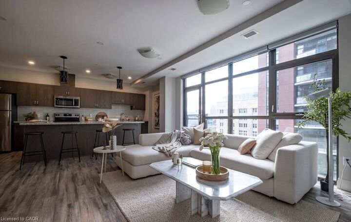 Property Photo:  118 King Street E 716  ON L8N 0A9 