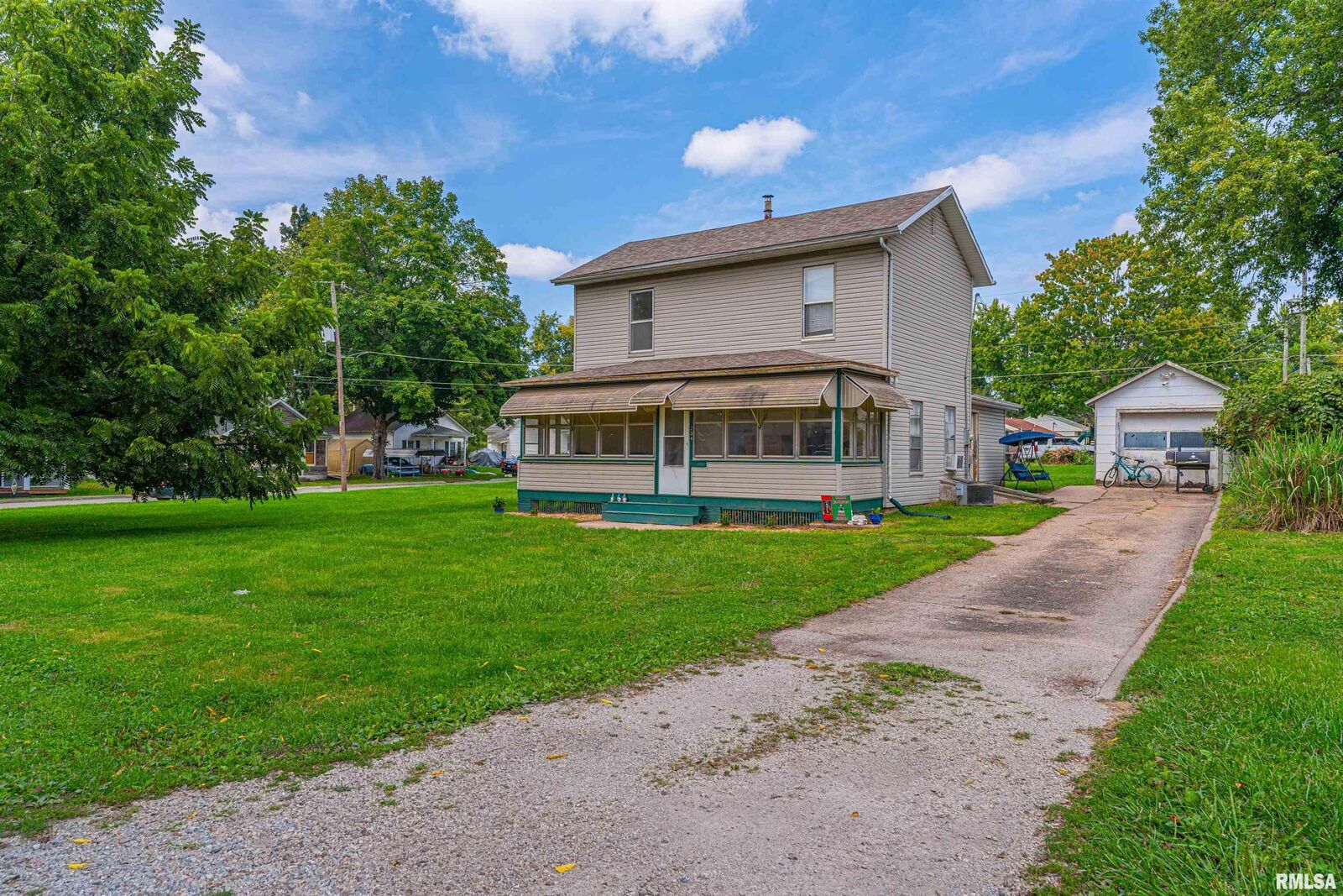 Property Photo:  234 2nd Street  IL 62656 