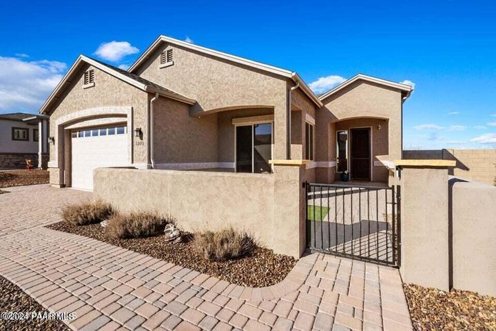 Property Photo: 5279 N Elliot Avenue AZ 86314