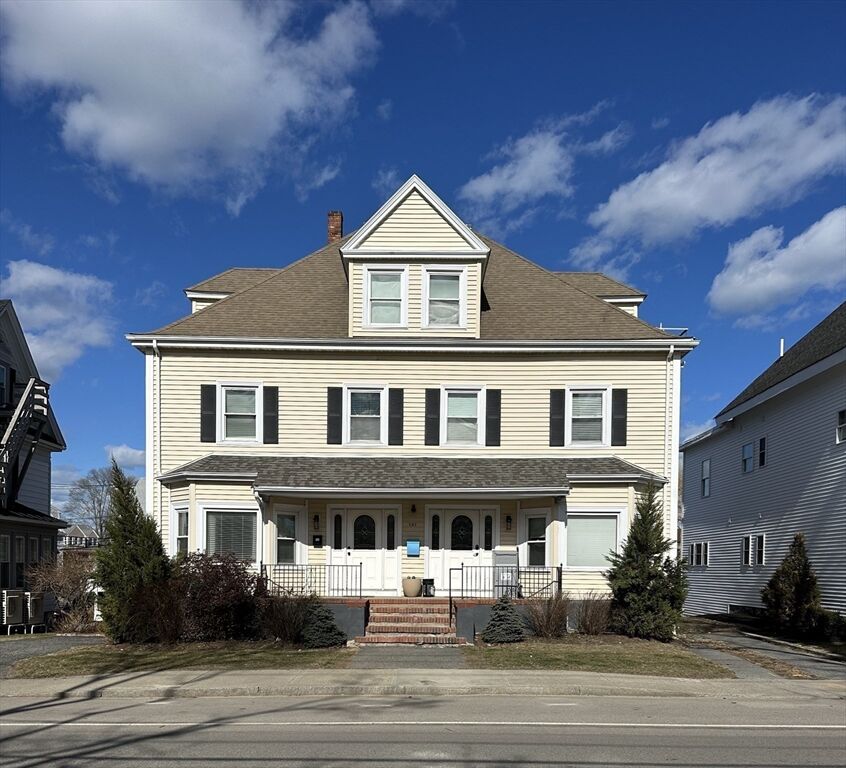 Property Photo:  131 Court 2R  MA 02360 
