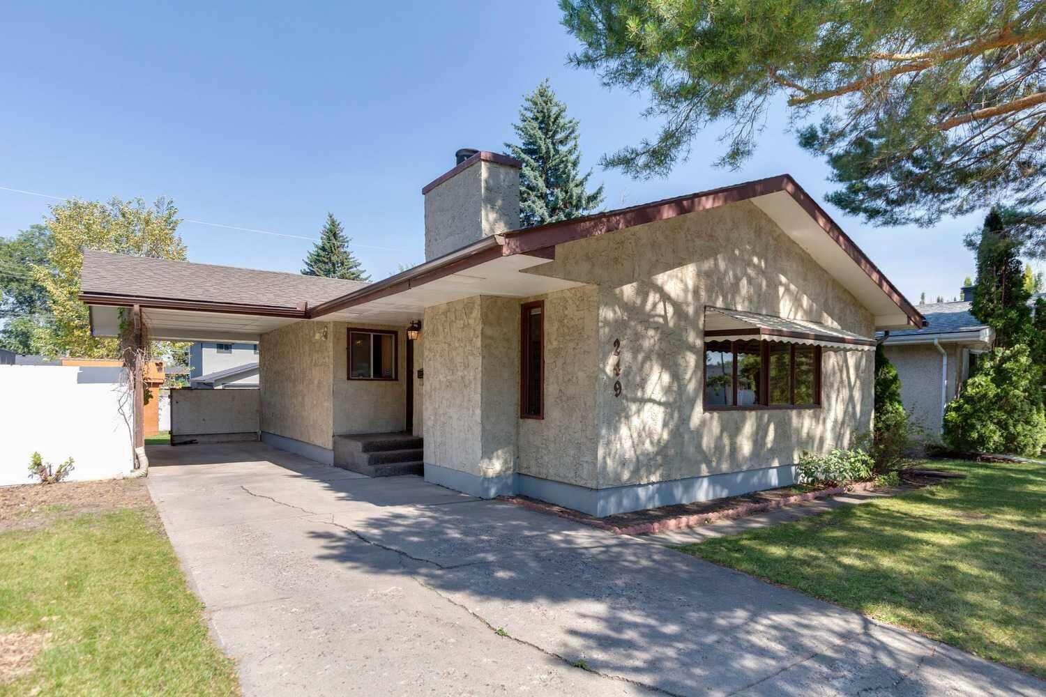 Property Photo: 249 Wascana Crescent SE AB T2J 1M4