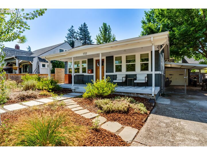 Property Photo:  1722 Olive St  OR 97401 