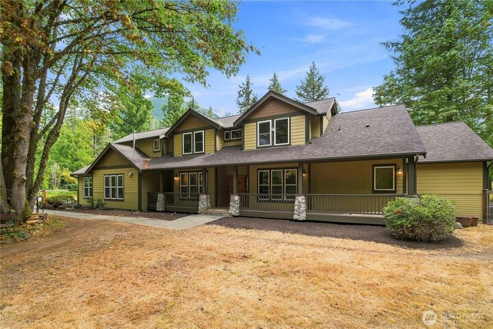 Property Photo:  13106  444th Avenue SE  WA 98045 