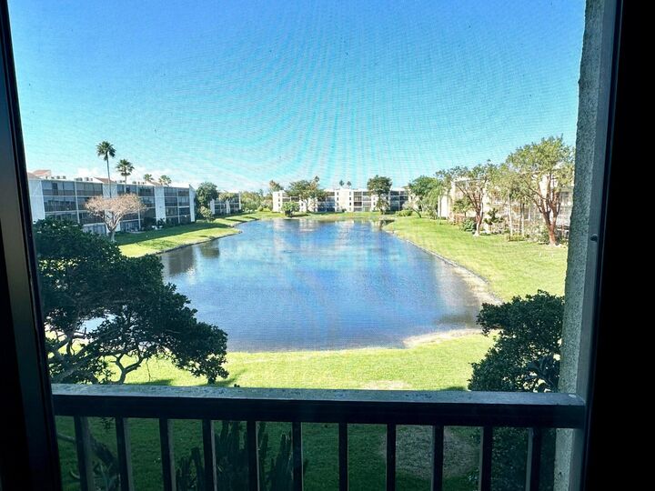 Property Photo:  14460 Strathmore Lane Apt 306  FL 33446 