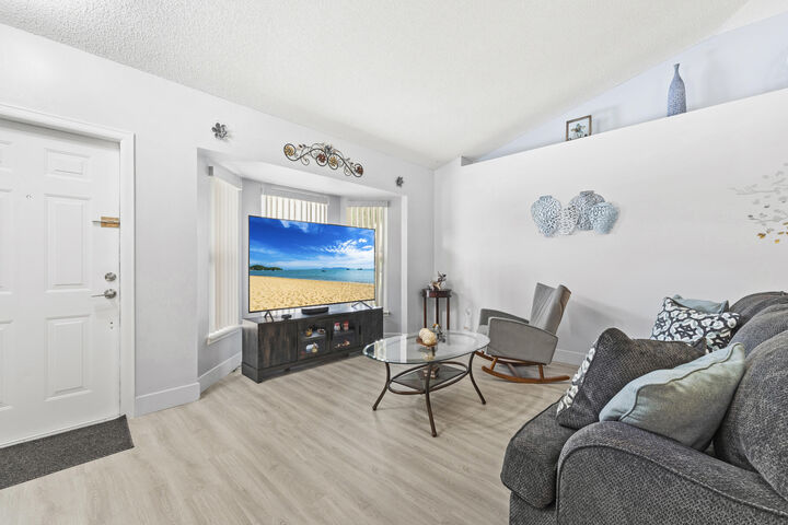 Property Photo: 282 SE Walsh Terrace FL 34983