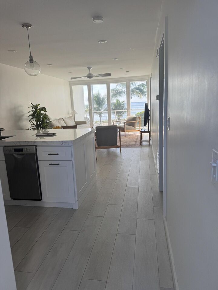 Property Photo: 1041 Hillsboro Mile 11 FL 33062