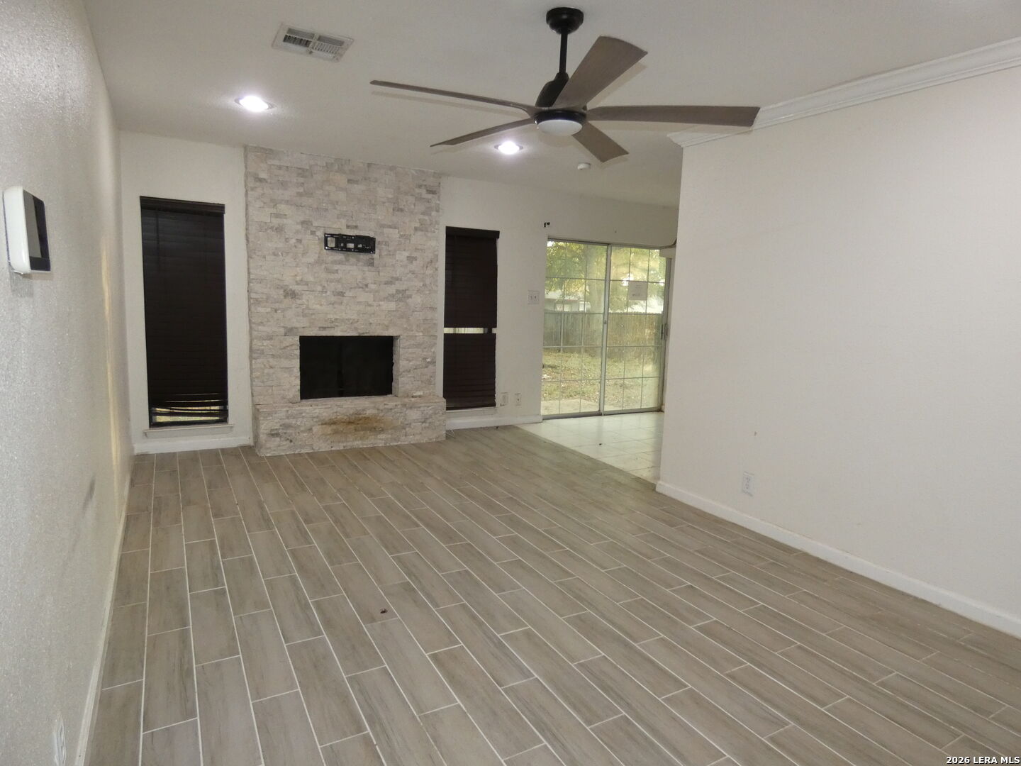 Property Photo: 6806 Laguna Verde TX 78239