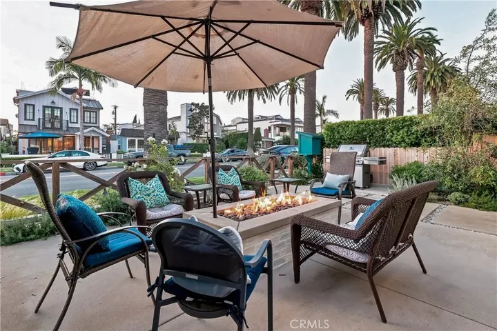 Property Photo:  602 Marguerite 2  CA 92625 