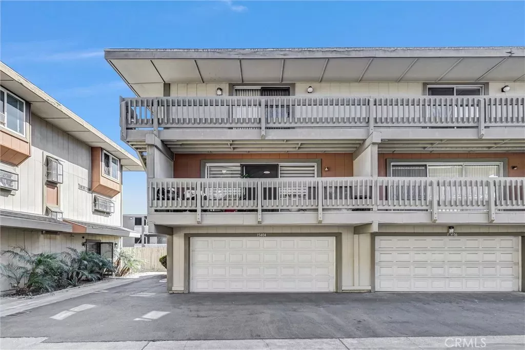Property Photo:  15404 Jackson Street 9  CA 92655 