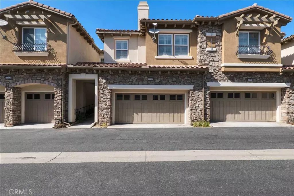 Property Photo:  21917 Bella Vista Place  CA 91311 