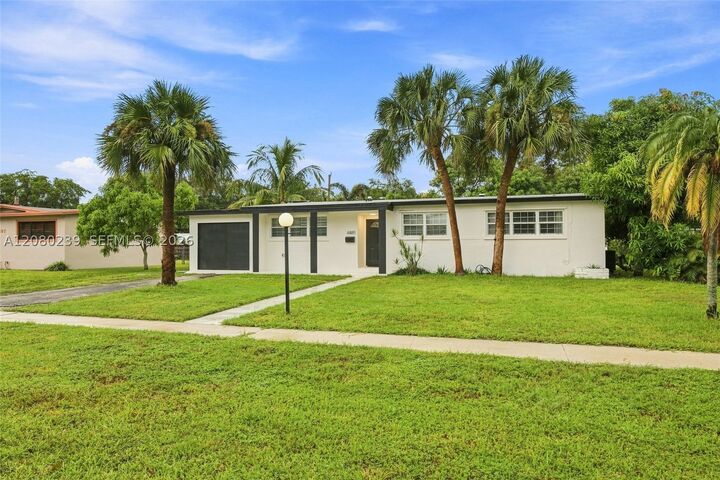 Property Photo:  6885 NW 14th Ct  FL 33313 