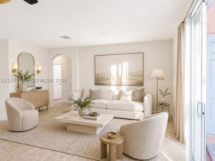 Property Photo:  230 SE 29th Ave 1  FL 33033 