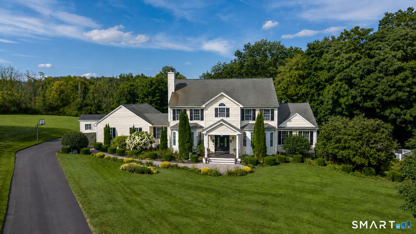 Property Photo:  3 Hay Meadow Lane  CT 06776 