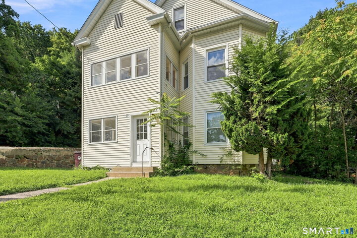 Property Photo: 25 Long Street 3 CT 06051