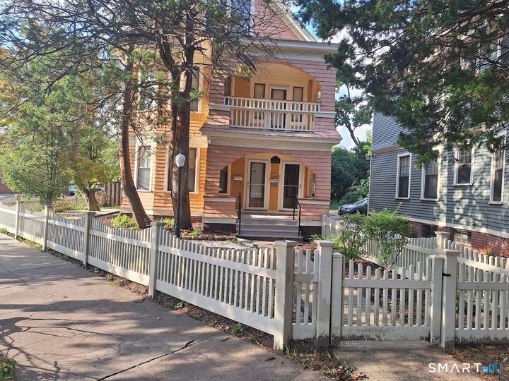 Property Photo: 515 Whalley Avenue CT 06511