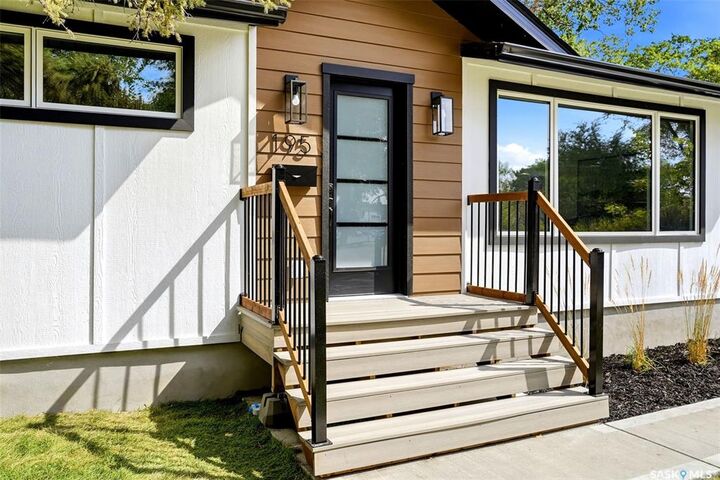 Property Photo:  195 Massey Road  SK S4S 4N3 