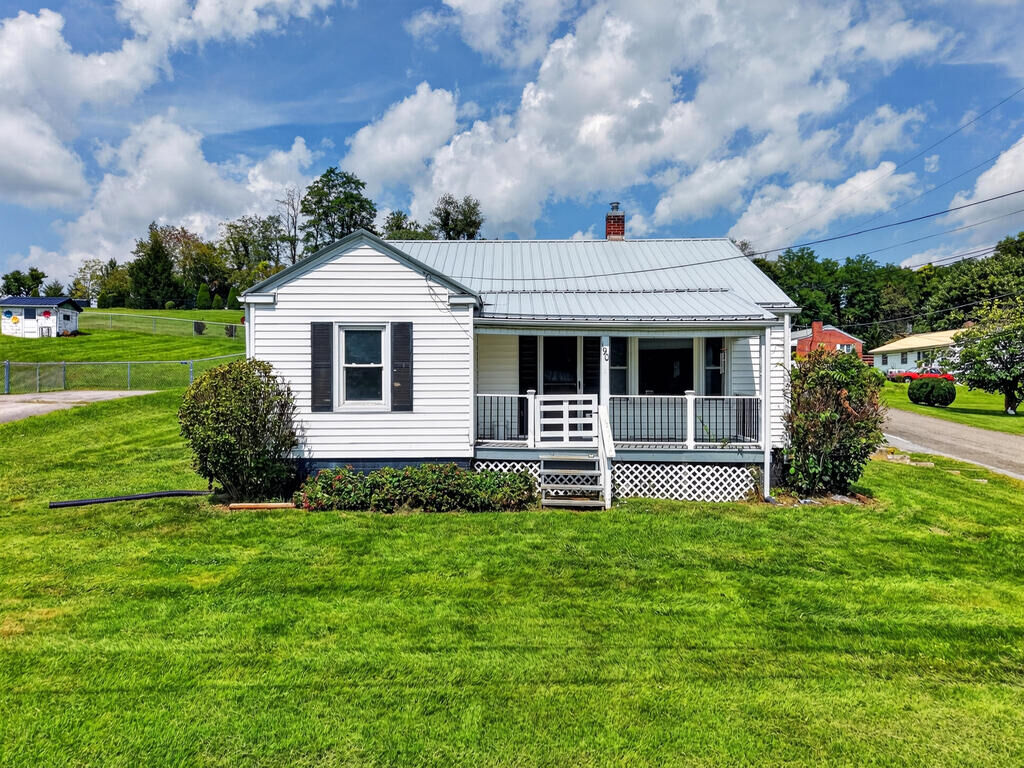 Property Photo:  190 Umberger Street  VA 24382 