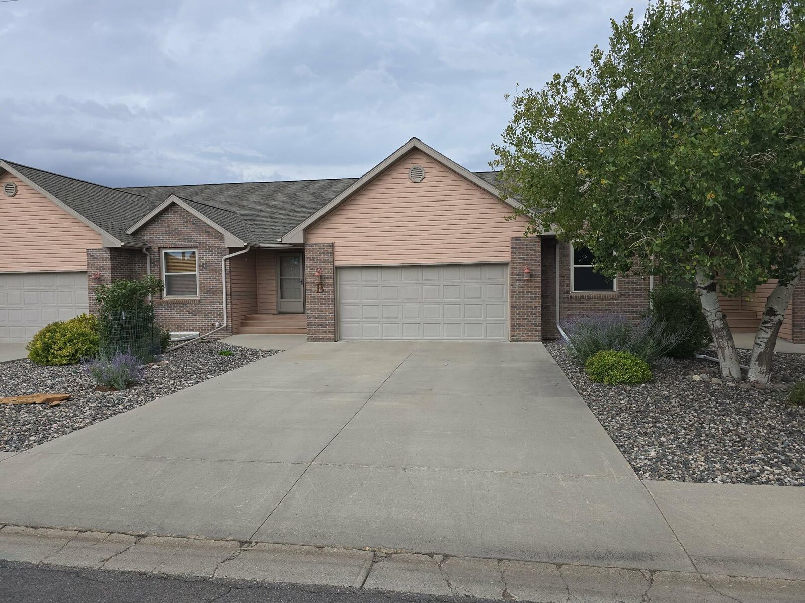 Property Photo: 918 Highland Avenue B WY 82801