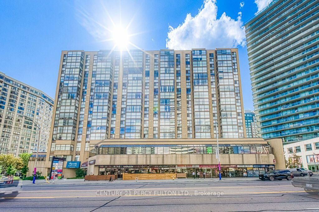 Property Photo: 5460 Yonge Street 906 ON M2N 6K7