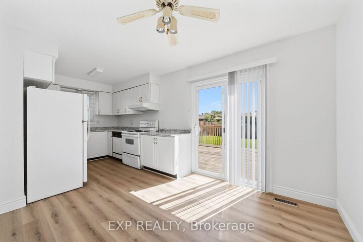 Property Photo:  746 Homeview Road  ON N6C 5N8 