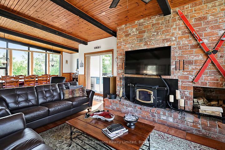 Property Photo:  121 Birch View Trail  ON L9Y 0M1 