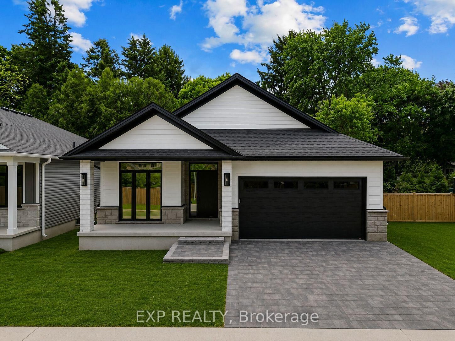 Photo de la propriété: Lot 11 Head Street N ON N7G 2K2