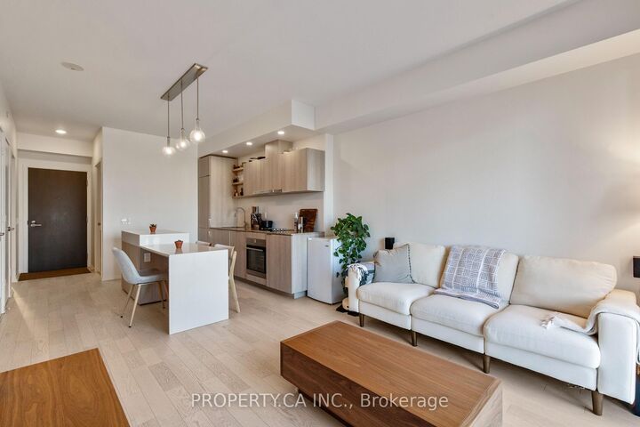 Property Photo:  12 Bonnycastle Street 710  ON M5A 0C8 