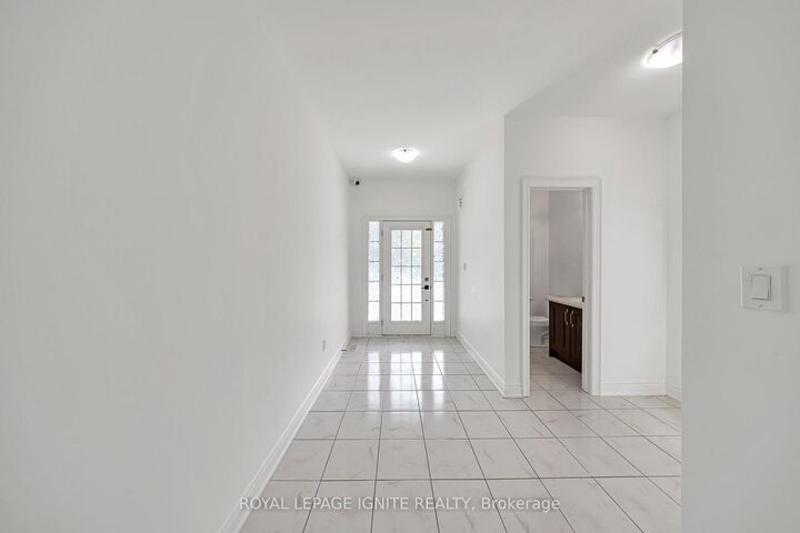 Property Photo:  9 Alan Williams Trail  ON L9P 0R5 