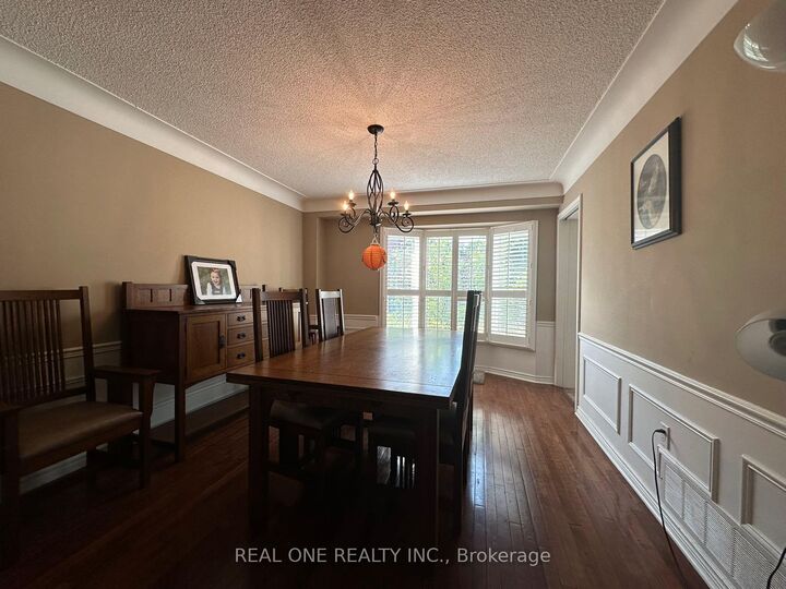 Property Photo:  3944 Glamis Court  ON L5L 3N5 