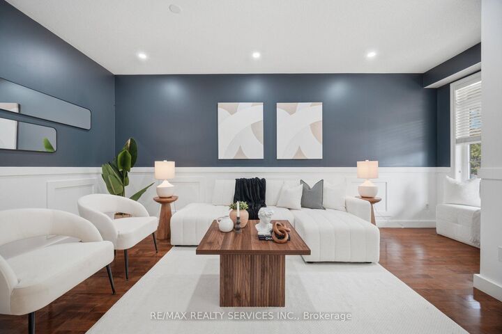 Property Photo:  5 Westhampton Way  ON L8E 6C8 