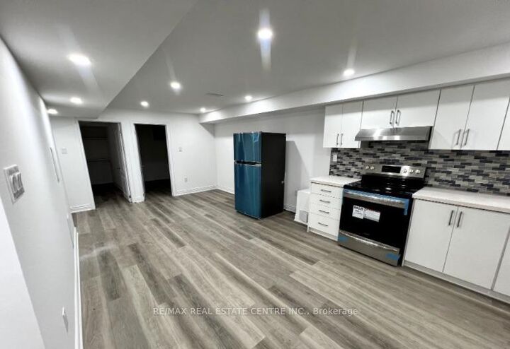 Property Photo:  20 Quinton Ridge Basement Unit  ON L6Y 6J4 