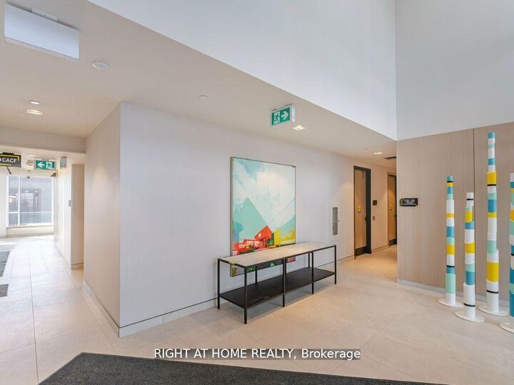 Property Photo:  36 Zorra Street 1303  ON M8Z 4Z7 