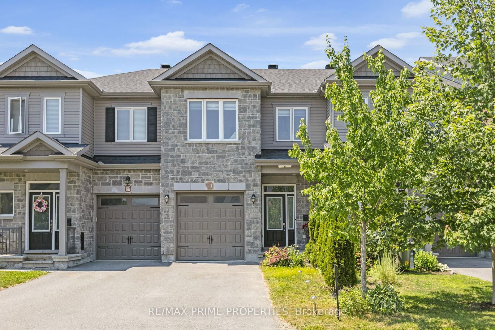 Property Photo:  1149 Beckett Crescent  ON K2S 0Z2 