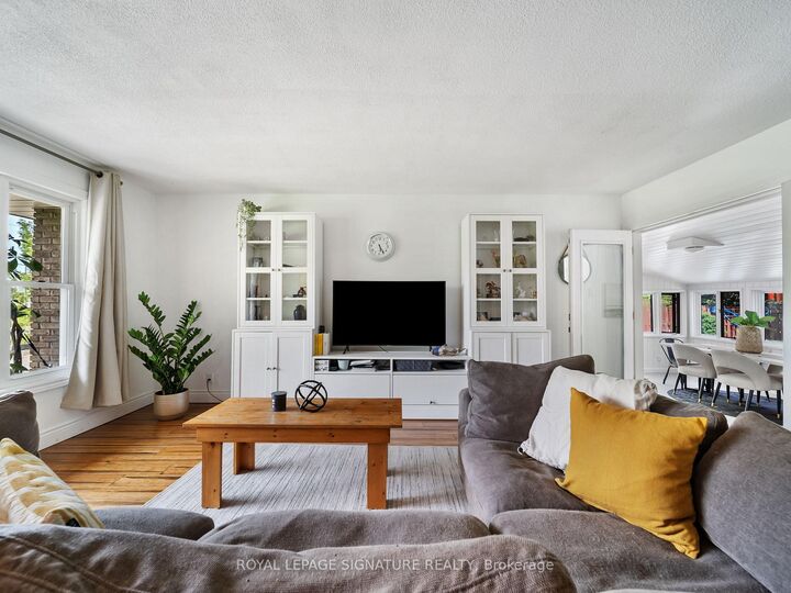 Property Photo:  12 Easy Street  ON L0E 1N0 