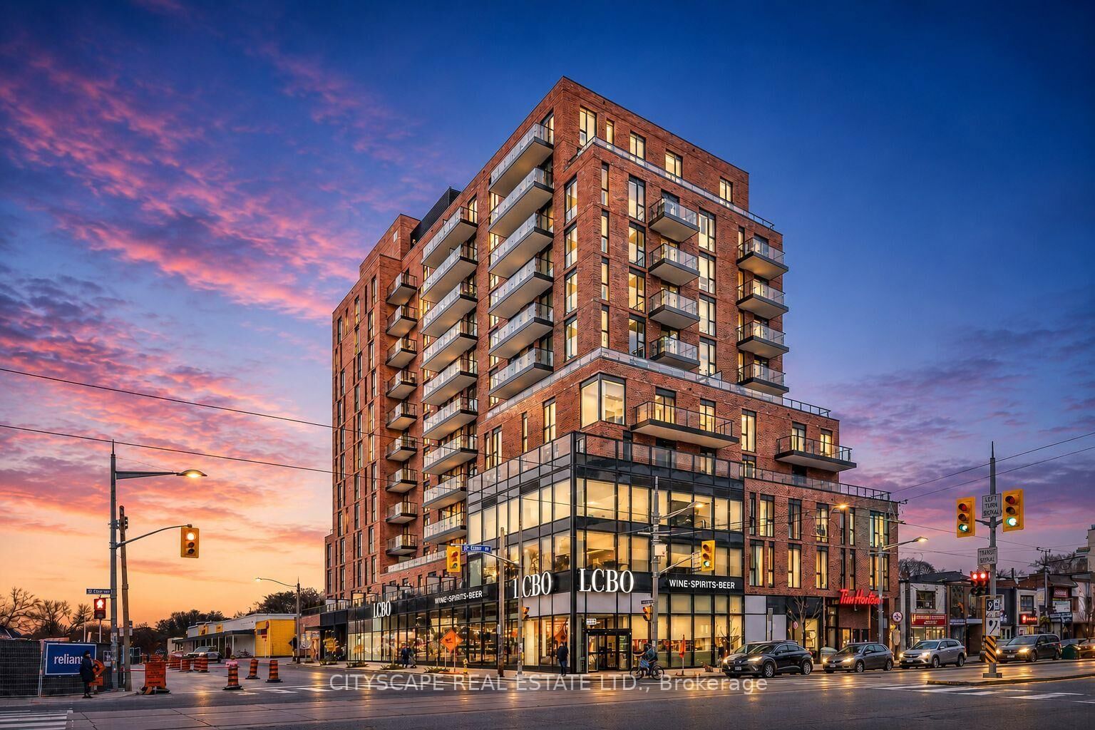 Property Photo:  185 Alberta Avenue 506  ON M6C 0A5 