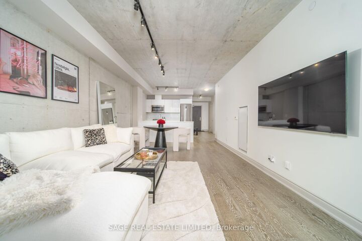 Property Photo:  608 Richmond Street W 320  ON M5V 0N9 