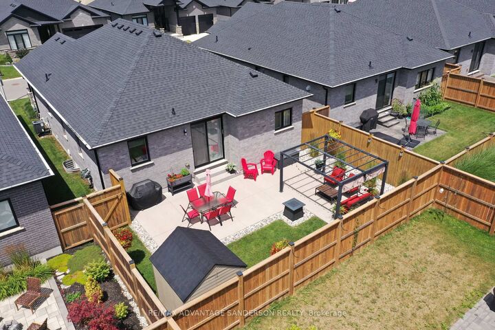 Property Photo:  383 Daventry Way 26  ON N0L 1R0 