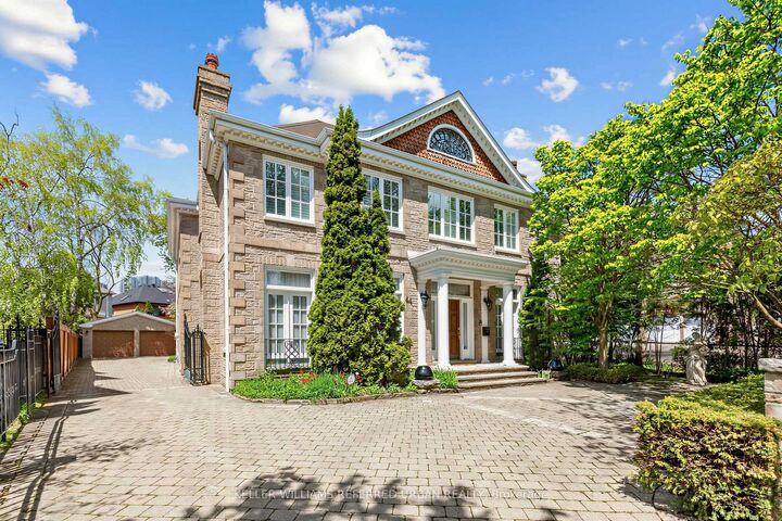 Property Photo:  44 Cotswold Crescent  ON M2P 1N2 
