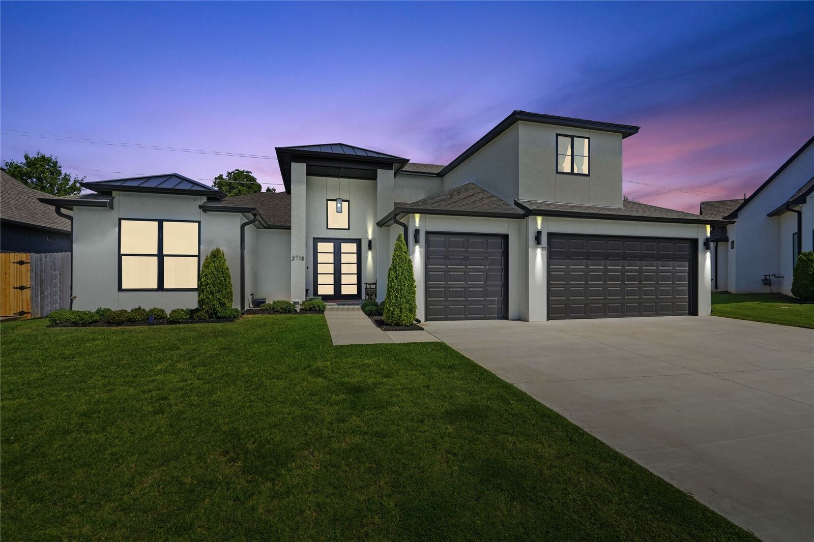 Property Photo: 3718 W Tucson OK 74011