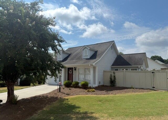 Property Photo: 112 Brittania Circle SC 29621