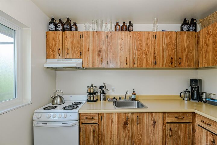 Property Photo:  2515 Alexander St #208  BC V9L 2W8 
