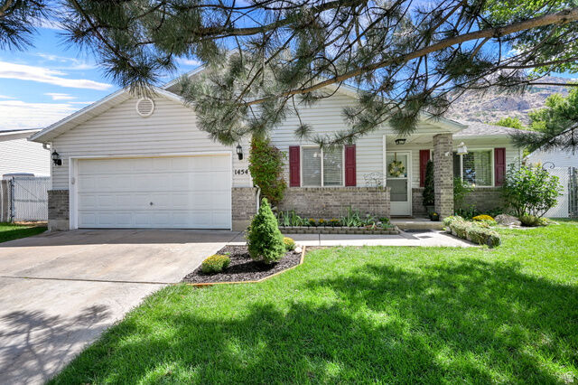 Property Photo: 1454 N Lewis Peak Dr 950 UT 84404