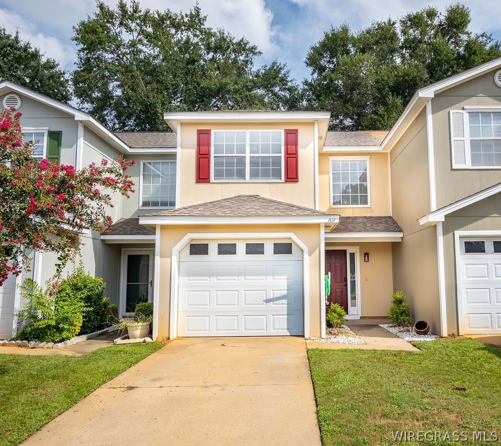 Property Photo:  107 Woodberry Drive  AL 36330 