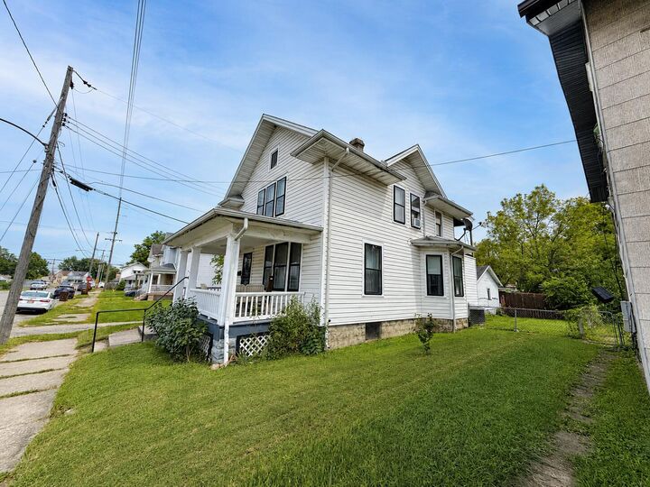 Property Photo:  1815 Edwards Avenue  OH 45503 