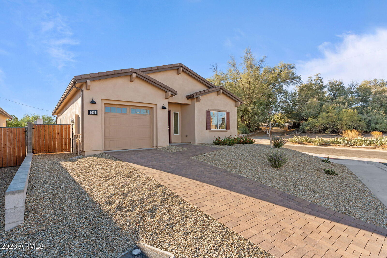 Property Photo:  775 N Don Frank Lane  AZ 85390 