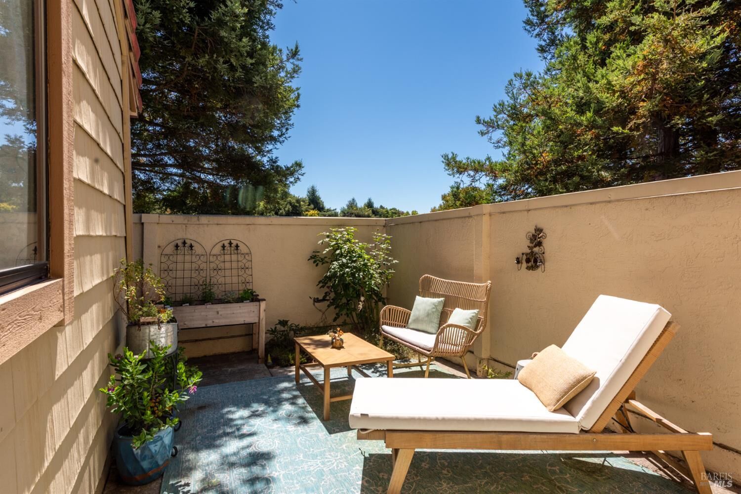 Property Photo:  88 Park Place Drive  CA 94954 