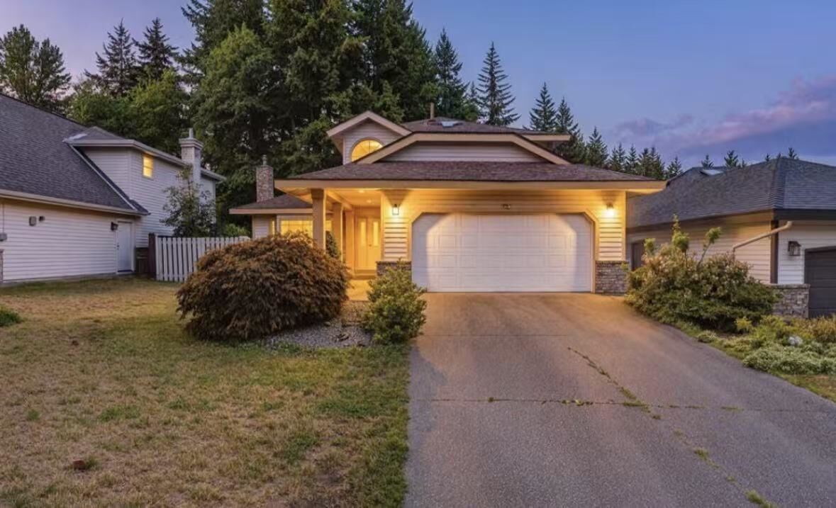 Property Photo:  1565 Bramble Lane Main And Upper  BC V3E 2T5 