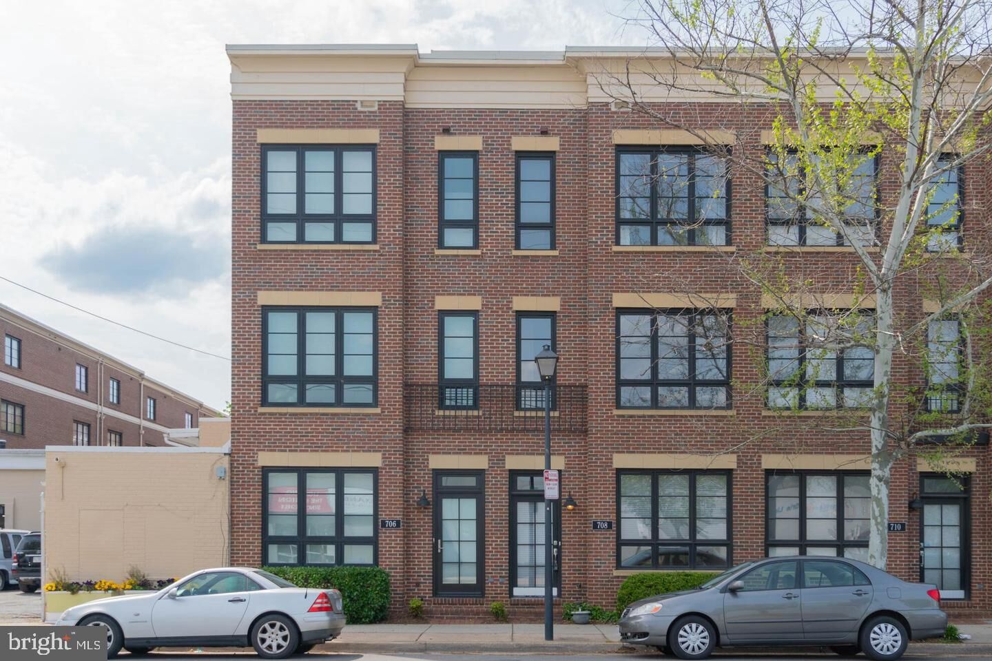 Property Photo:  708 N Henry Street  VA 22314 
